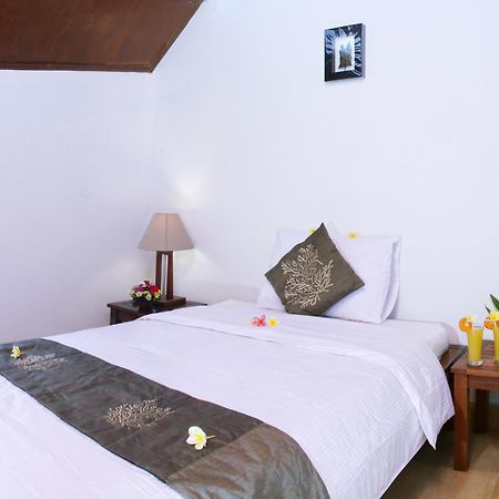 Toya Retreat Villa เตกากาลัง ห้อง รูปภาพ
