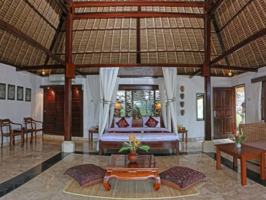 Toya Retreat Villa เตกากาลัง ห้อง รูปภาพ