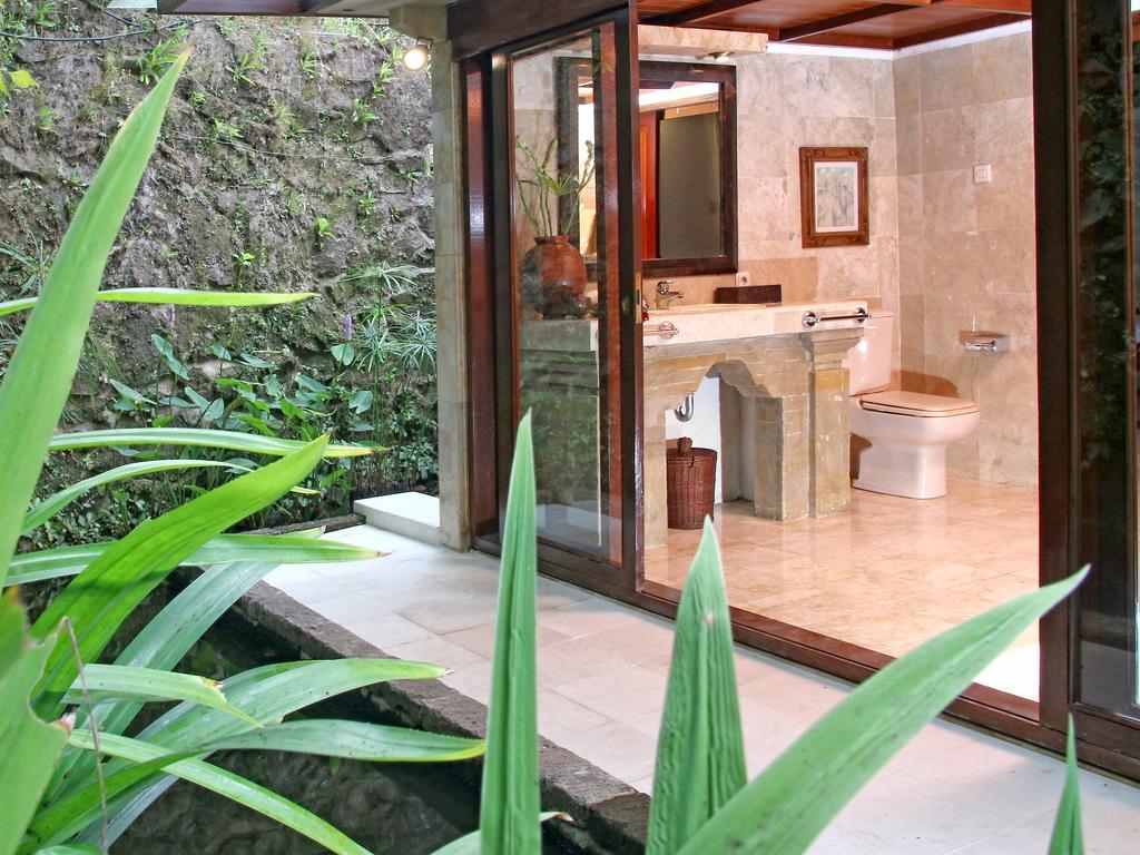 Toya Retreat Villa เตกากาลัง ห้อง รูปภาพ
