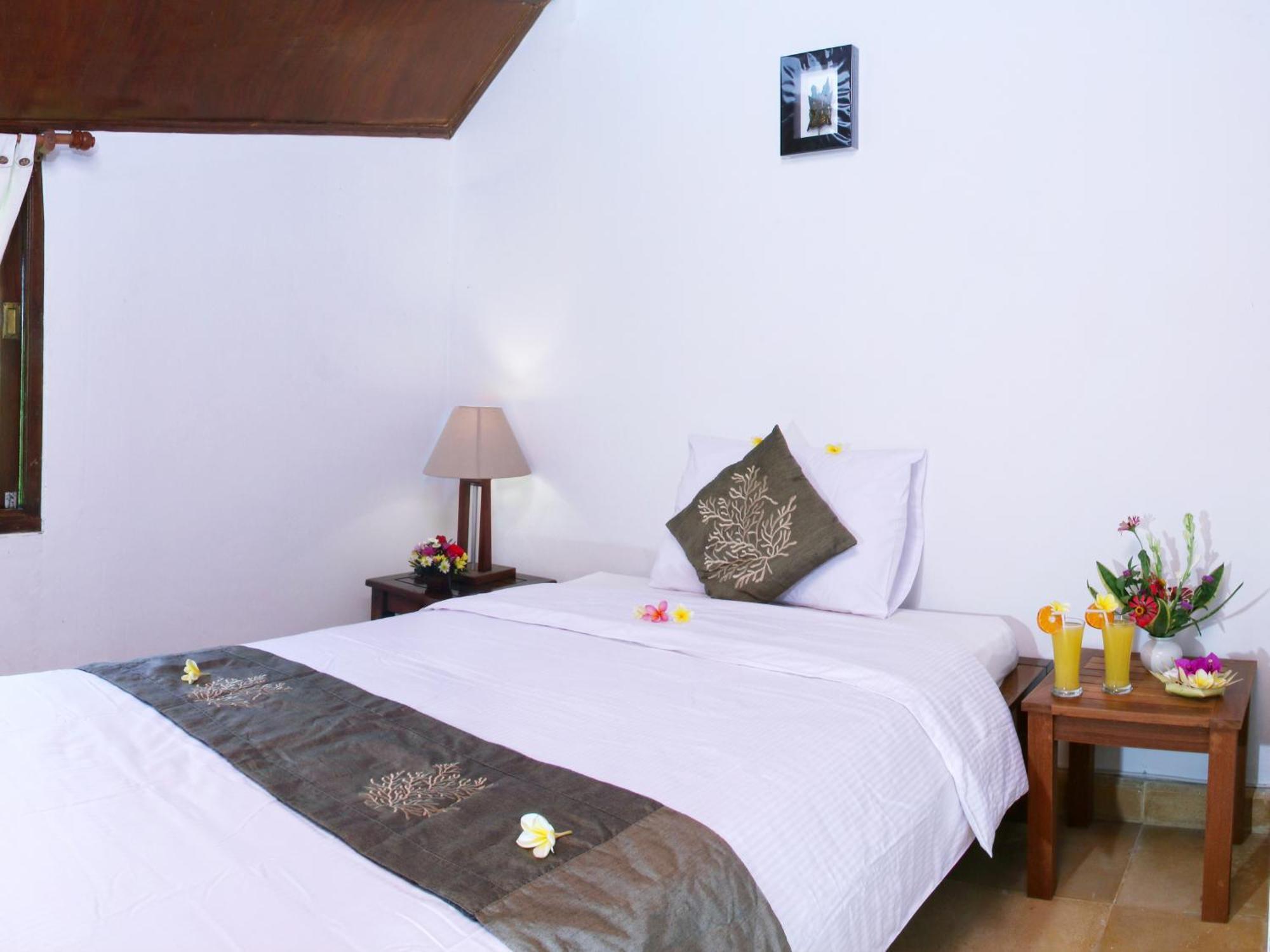Toya Retreat Villa เตกากาลัง ห้อง รูปภาพ