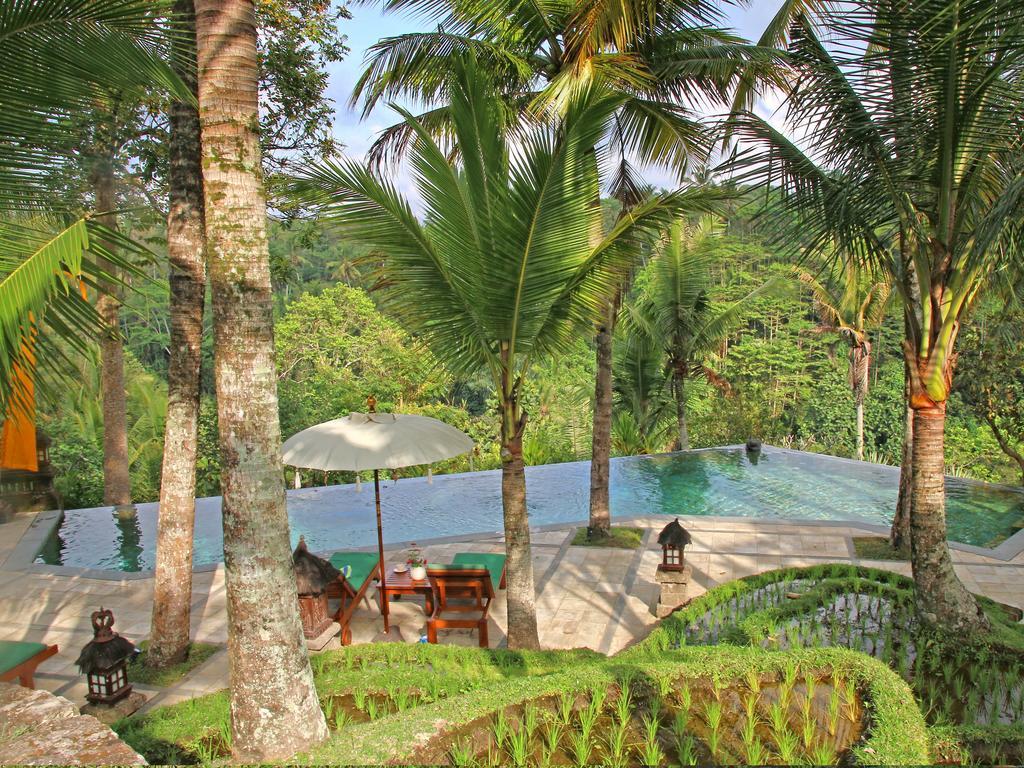 Toya Retreat Villa เตกากาลัง ภายนอก รูปภาพ